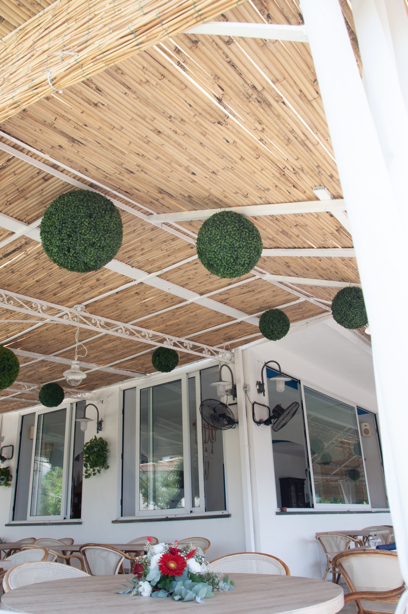 Dettagli della terrazza del ristorante